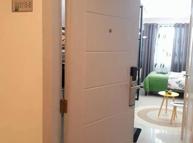 Elegant Condotel At Grass Apartment