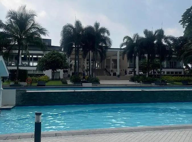 Elegant Condotel At Grass Manila
