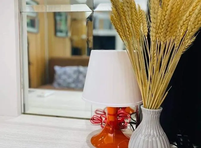 Elegant Condotel At Grass Apartment *