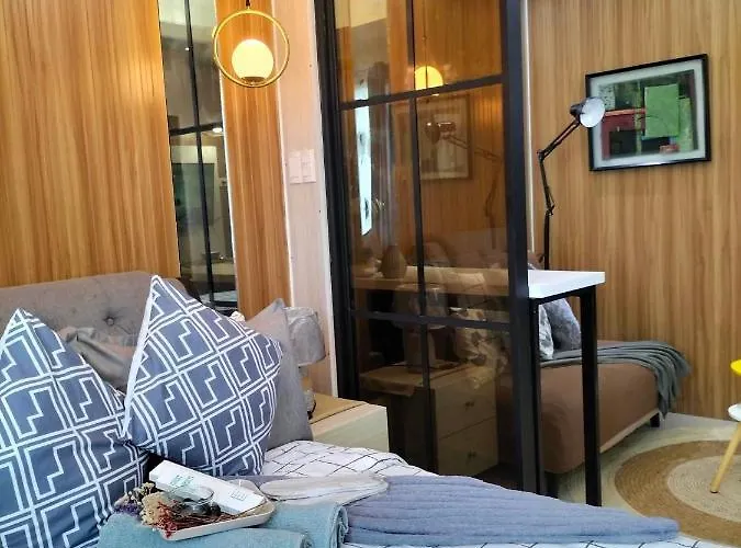 Elegant Condotel At Grass Apartment *